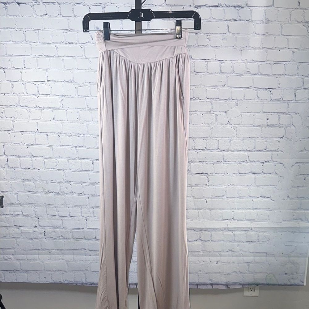 🌸 Wide Leg Stretch Lounge Pants with Pockets – Size Small – 30” Inseam